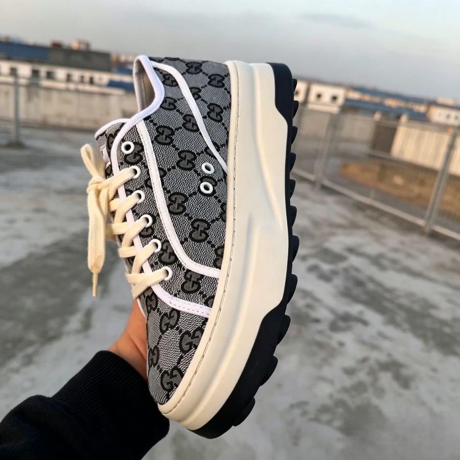 Luxury-Inspired Grey GG Platform Casual Sneakers