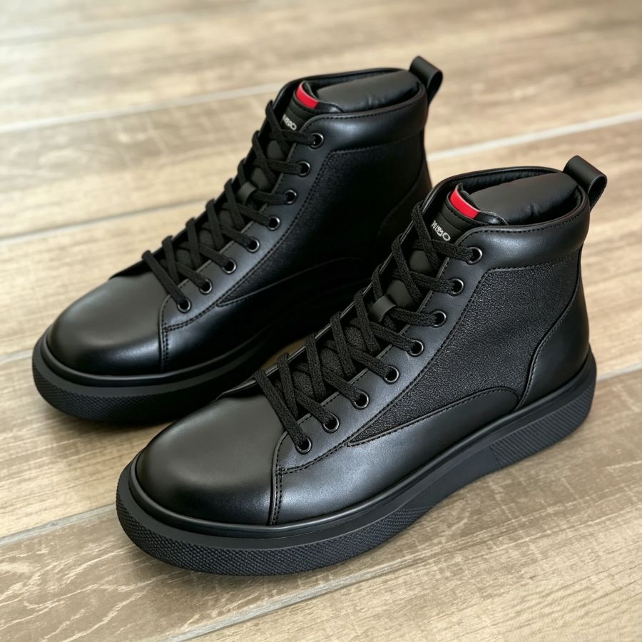 Men’s All-Black Mid-Top Lifestyle Boots