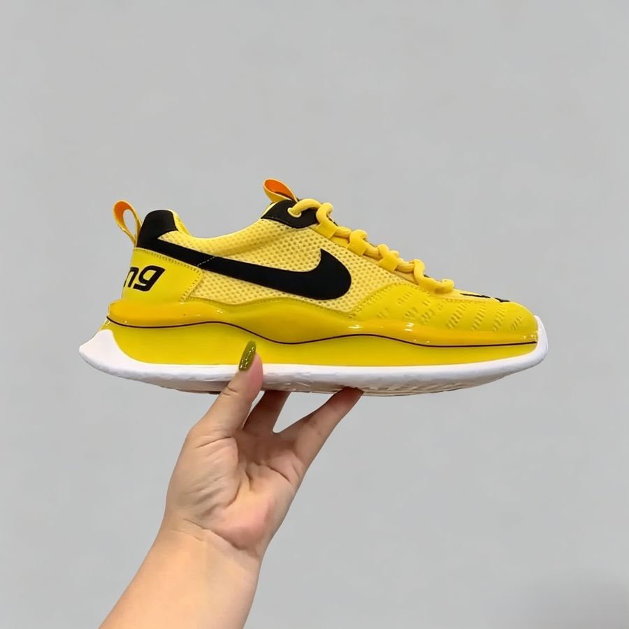Men’s Yellow & Black Mesh Breathable Running Sneakers