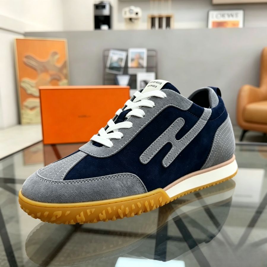 Men’s Casual Suede Lace-Up Sneakers with Gum Sole