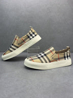 Men's Vintage Plaid Slip-On Casual Sneakers